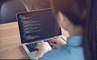 常宁 ,php声明和调用变量的符号是什么？